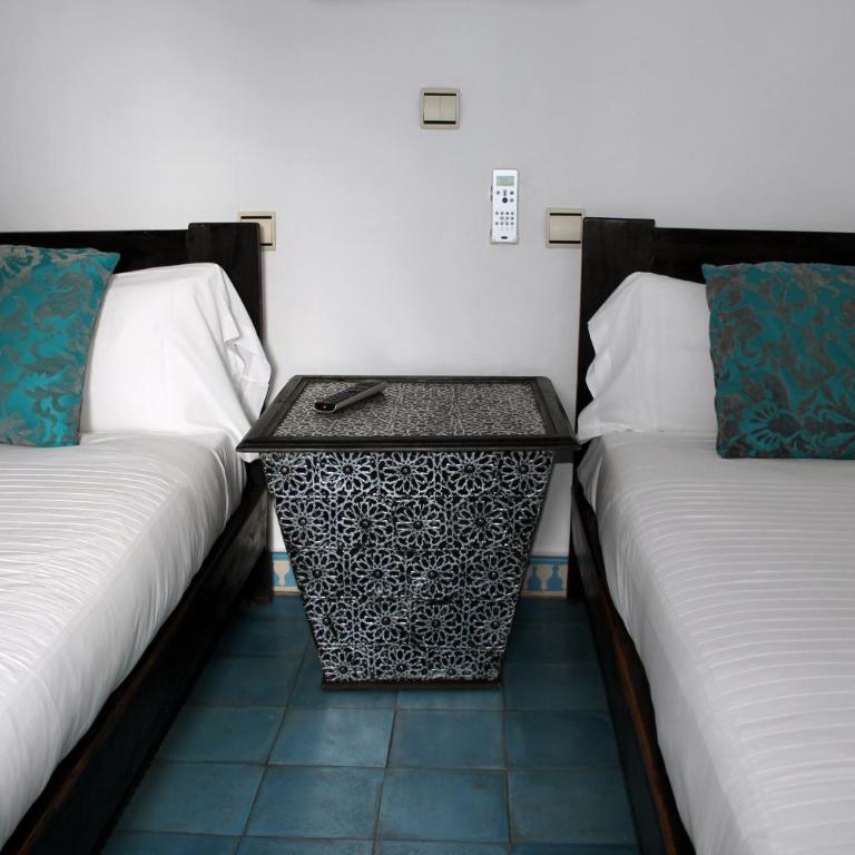 Hostal Extramuros - Habitación Doble - 2 camas - 1