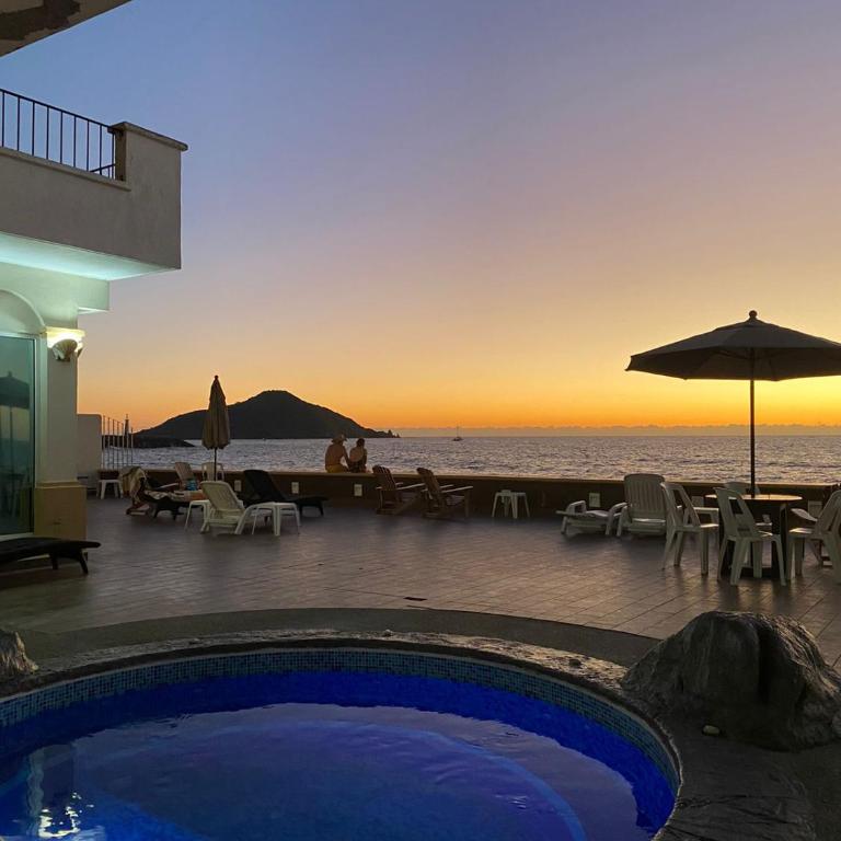 Ocean Front- Marina View- Tiara Sands Resort, Sleeps 4 - One-Bedroom Apartment - 17