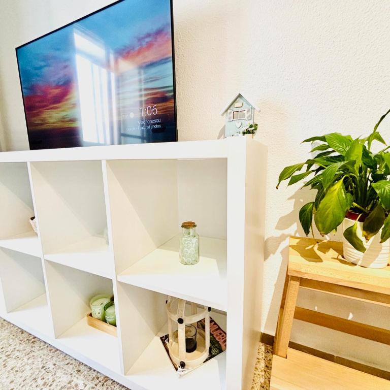 Precioso Apartamento playa Pinedo Valencia - Three-Bedroom Apartment - 18