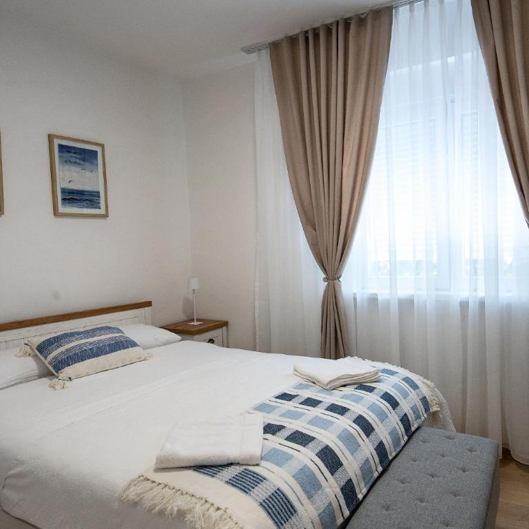 Platanus City Center - Apartman sa 2 Spavaće Sobe - 13