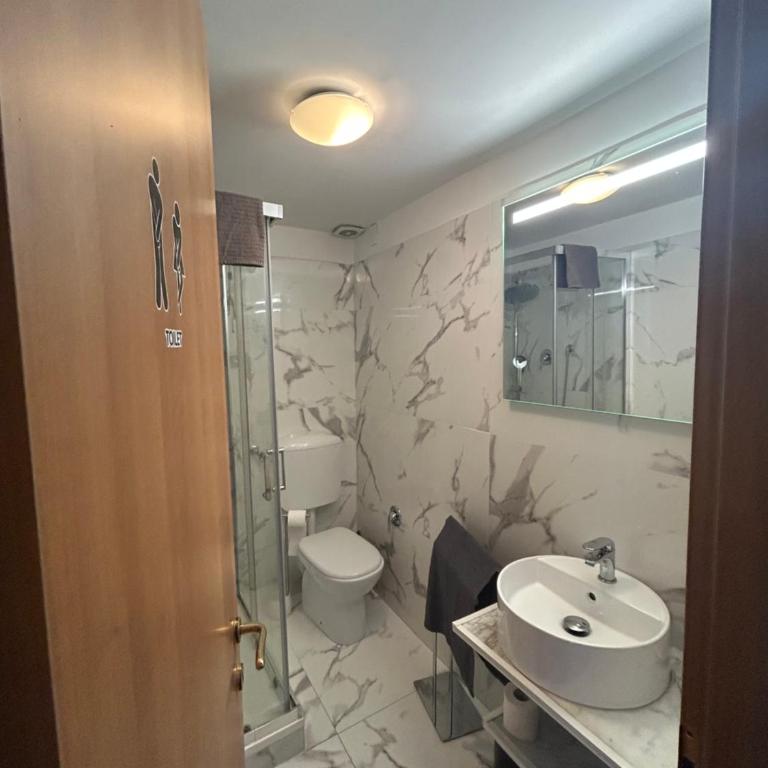 Appartamento confortevole - Two-Bedroom Apartment - 9