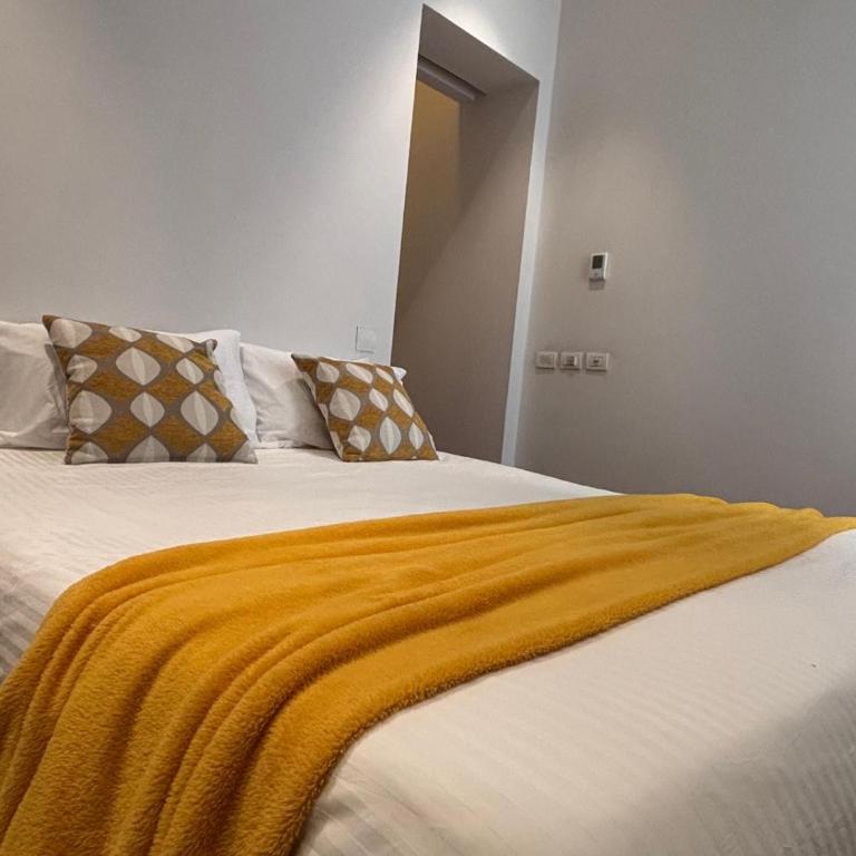 Apple House - Appartamento con 2 Camere da Letto e Balcone - 10