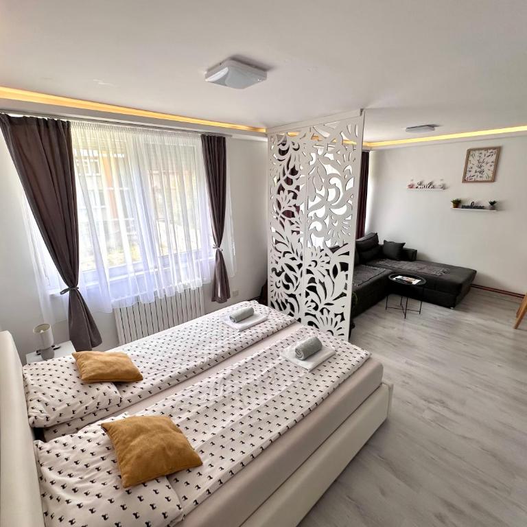 GreyLux Heart of OldTown Sarajevo - Studio Apartment - 7