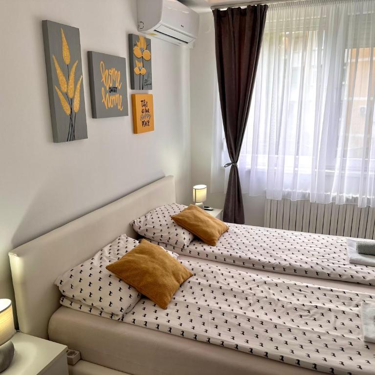 GreyLux Heart of OldTown Sarajevo - Studio Apartment - 4