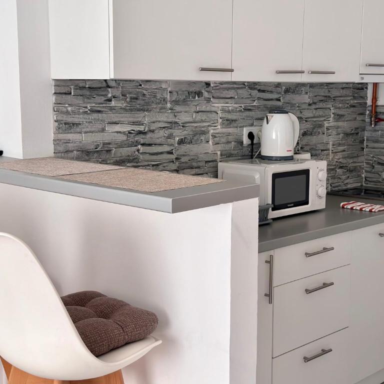 GreyLux Heart of OldTown Sarajevo - Studio Apartment - 21