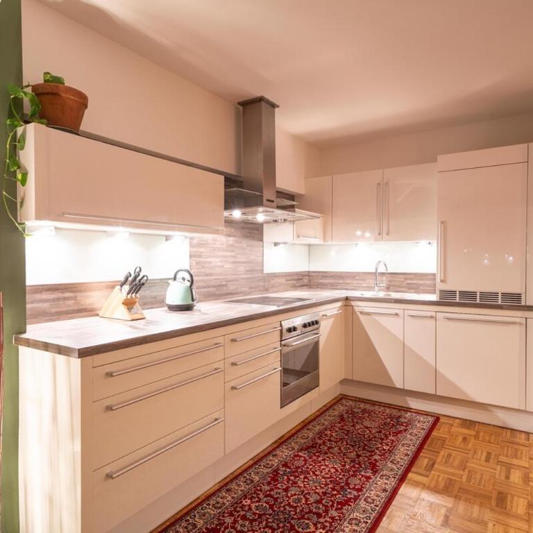 Bright Central Secret Spot Griesplatz - One-Bedroom Apartment - 10
