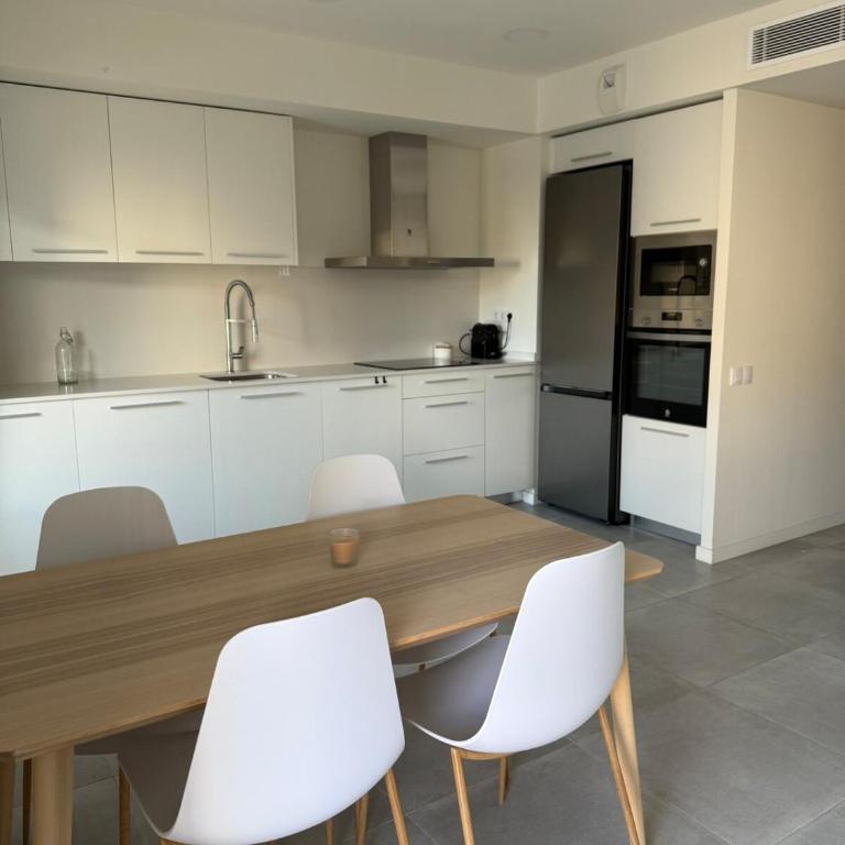 New and bright apartment, 2min from the beach - Apartamento de 2 dormitorios - 14