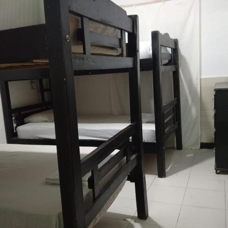 Shanty hostal - Habitación Compartida Mixta - 4 camas - 19