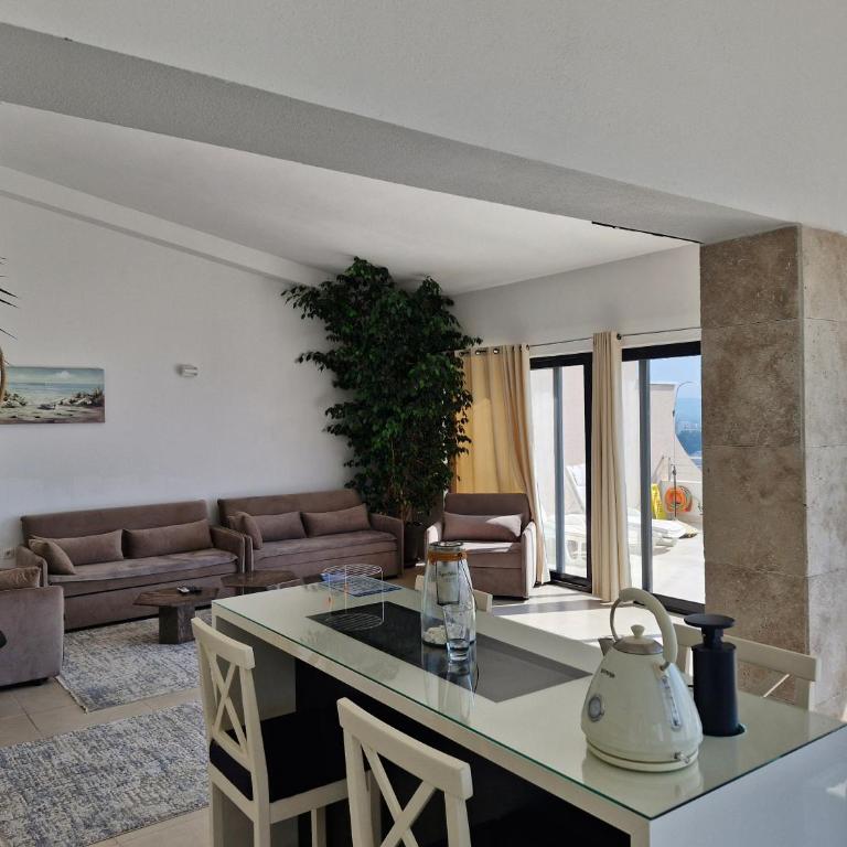 Apartments Plaza - Deluxe Family Suite - 11