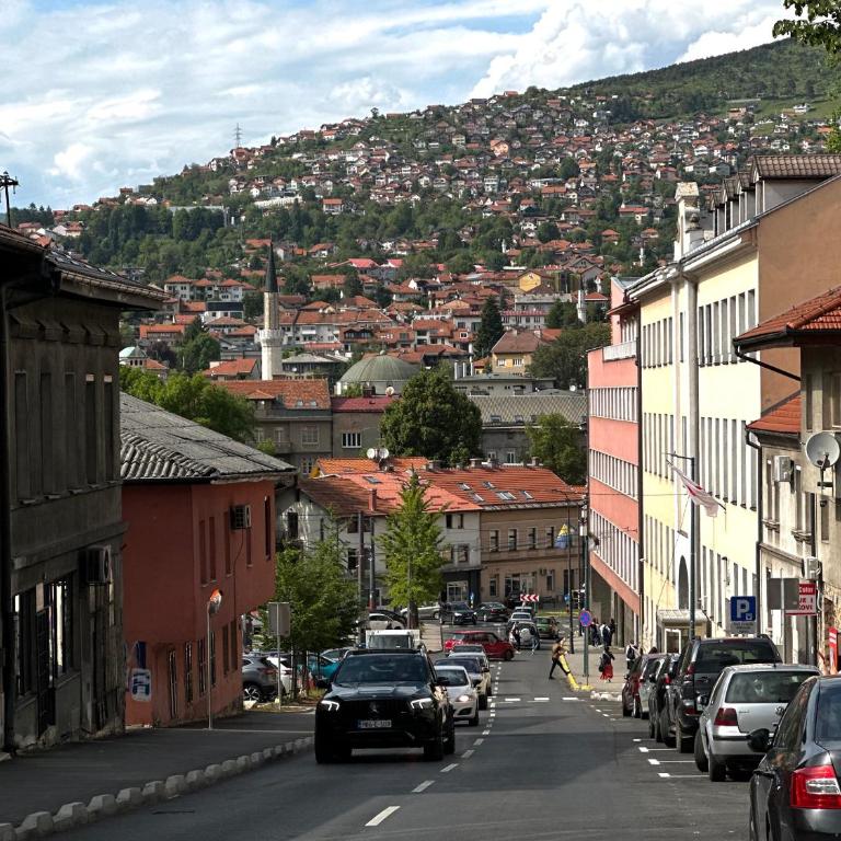 GreyLux Heart of OldTown Sarajevo - Studio Apartment - 33