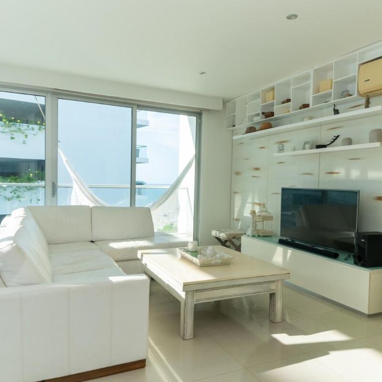 Spacious 2 bedroom beachfront apt Morros Vitri with balcony - Apartamento de 1 dormitorio - 3