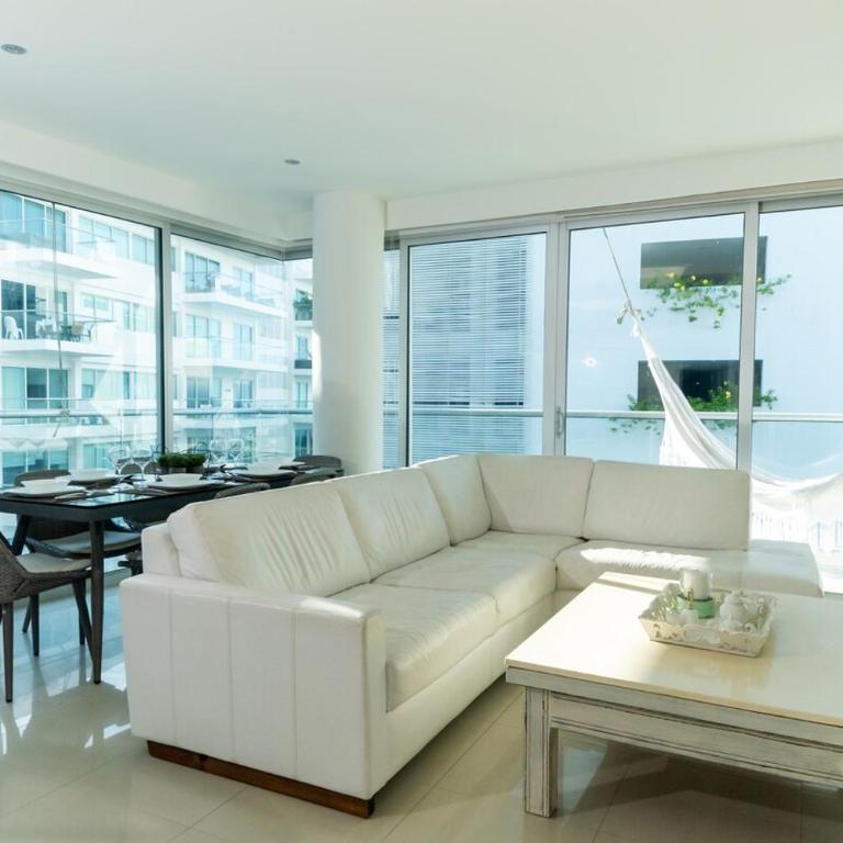 Spacious 2 bedroom beachfront apt Morros Vitri with balcony - Apartamento de 1 dormitorio - 11