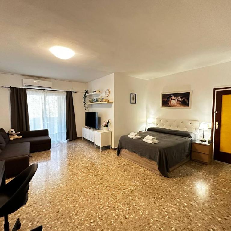 Acogedoras habitaciones Sepulveda - Quadruple Room with Shared Bathroom - 1