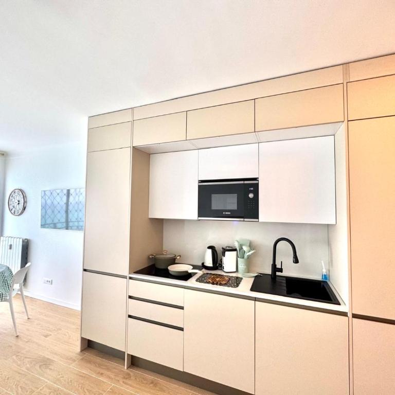 Casa Sud Menton Superbe front mer, appartement rénové, parking & climatisation - Studio mit Meerblick - 16