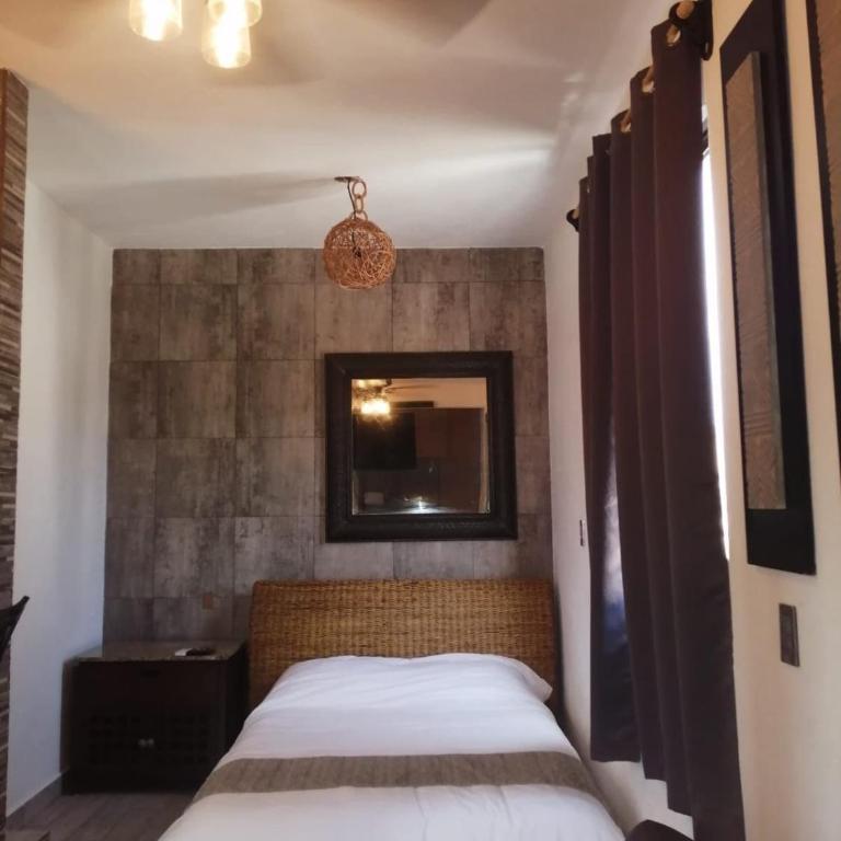 Lovely studio centric private balcon fast internet - Apartamento de 1 dormitorio - 4