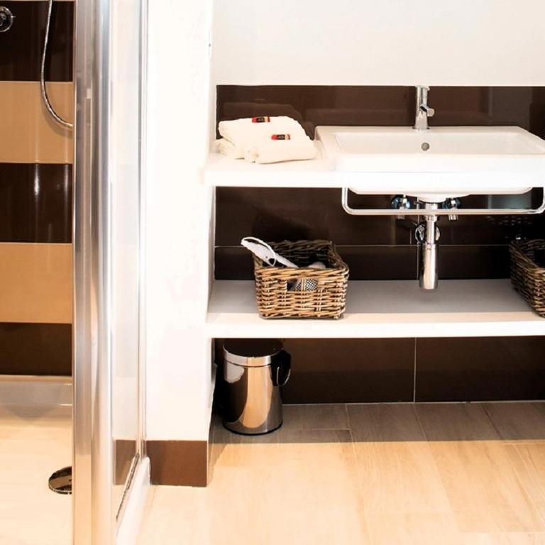 SkyTower - Two-Bedroom Apartment - 39