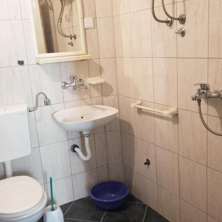 Apartmani Ivana - Studio Apartment - 9