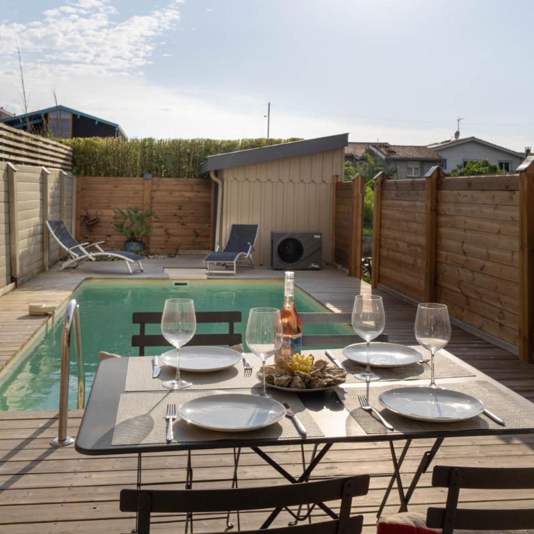 Villa Testerine, à côté du port, à 5 mn des plages - Three-Bedroom Villa - 6
