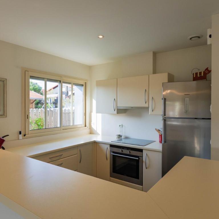 Villa Testerine, à côté du port, à 5 mn des plages - Three-Bedroom Villa - 13
