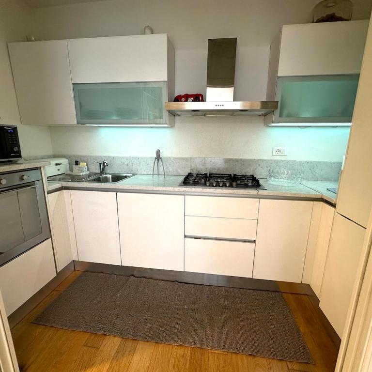 Sea view design apartment in centre - One-Bedroom Apartment - 9