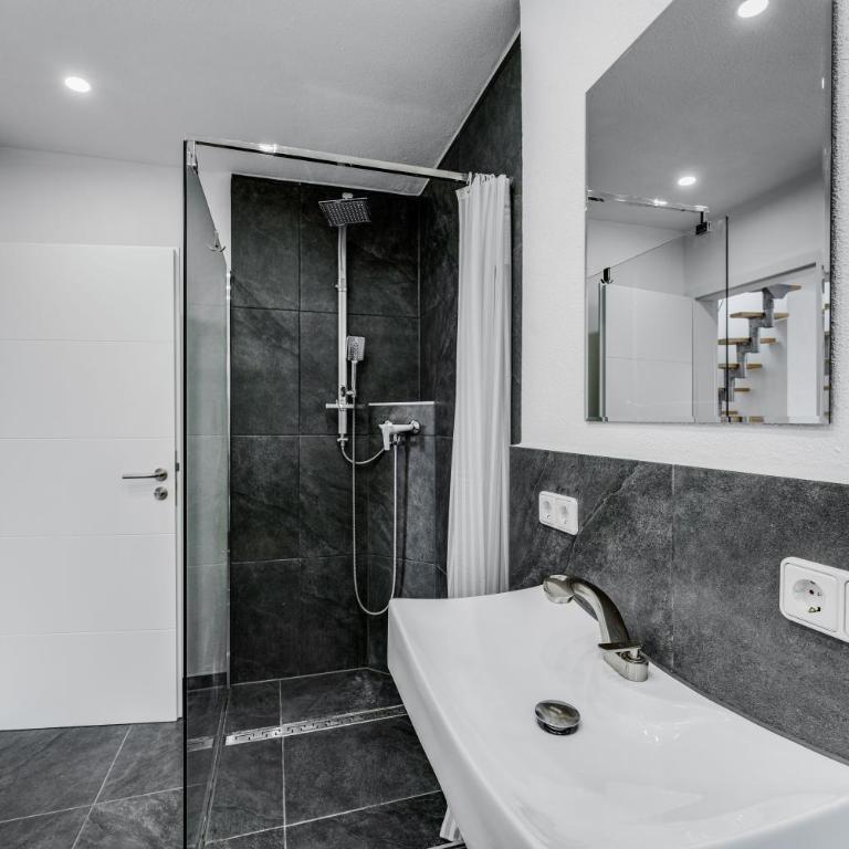 Memminger Nächte - Apartment mit 3 Schlafzimmern - 4