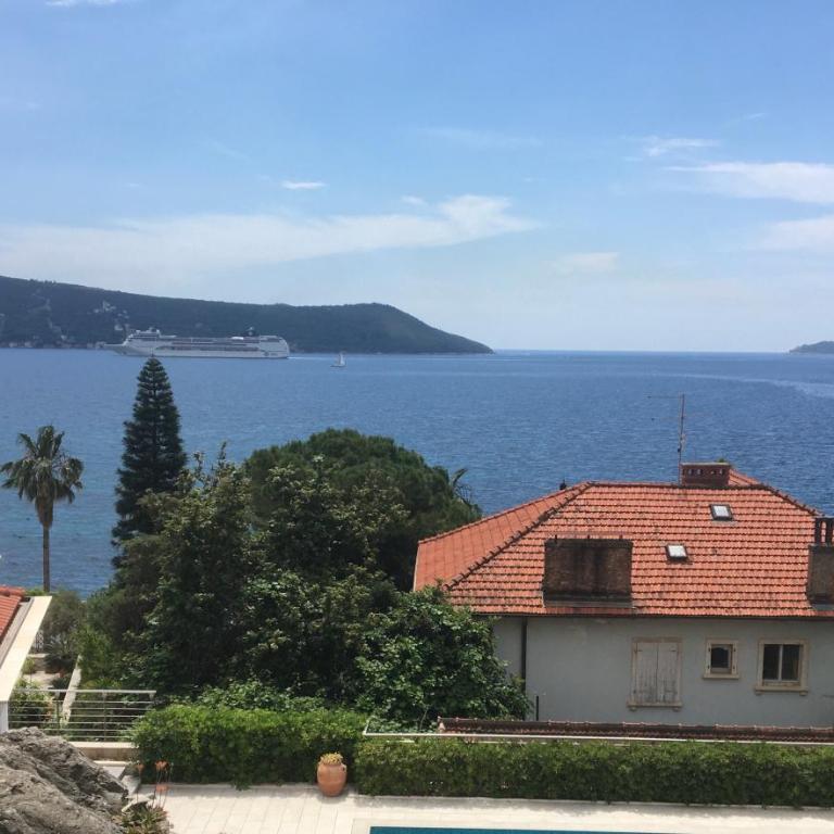 Boka view Heritage Apartment - Two-Bedroom Apartment with Bay View - 1