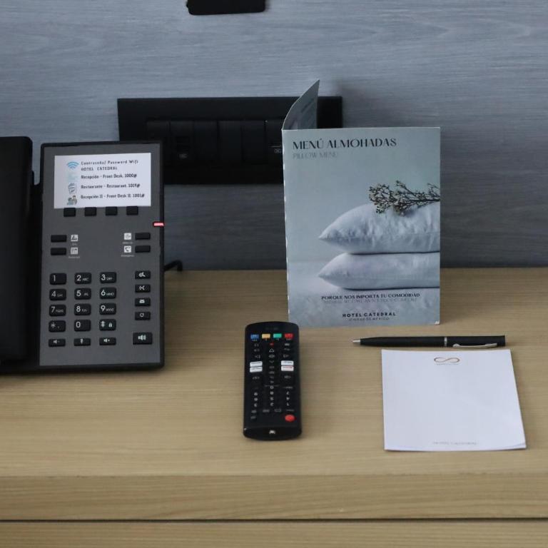 Hotel Catedral - Deluxe Double Room - 4