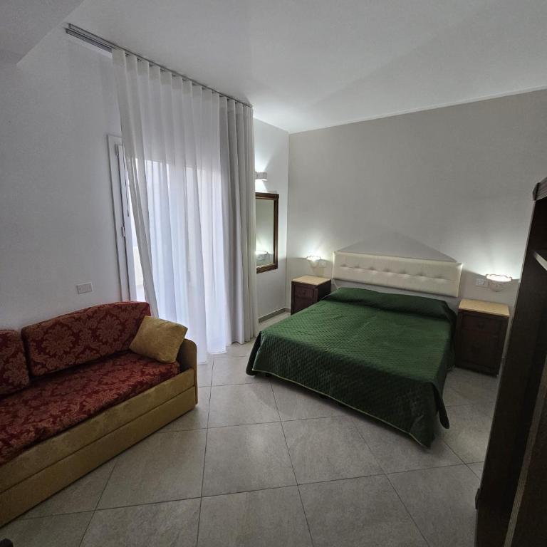 Alle Porte di San Vito - Camera Quadrupla con Bagno Privato - 1