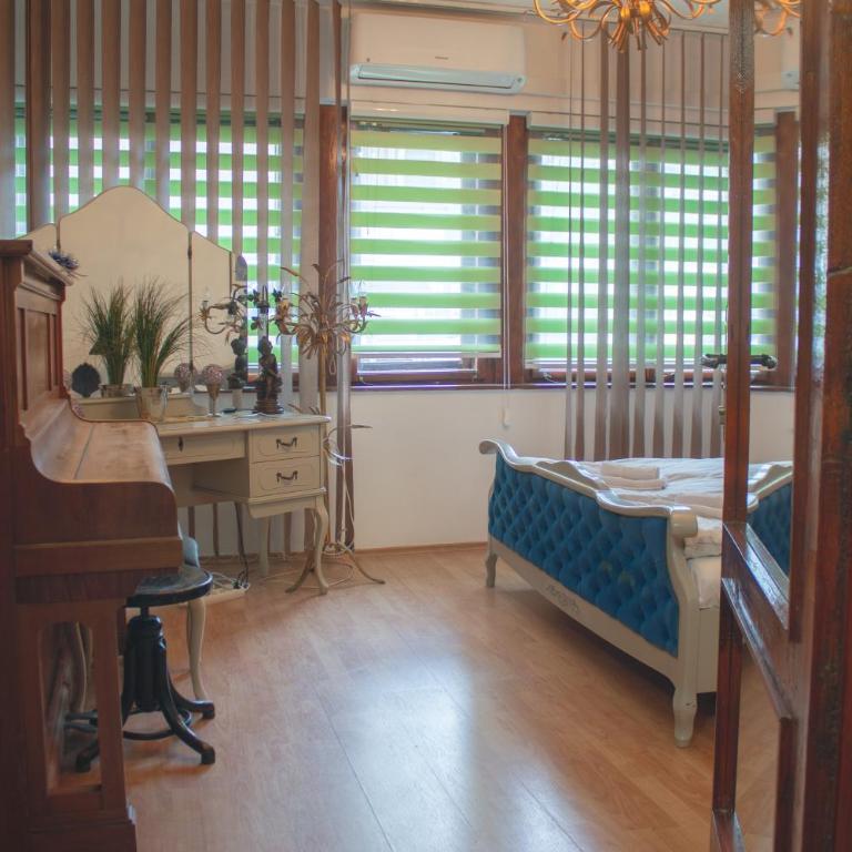 Pink Houdini Home - Suite - 4