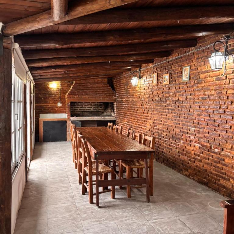 Casa Céntrica con Quincho - Casa - 1