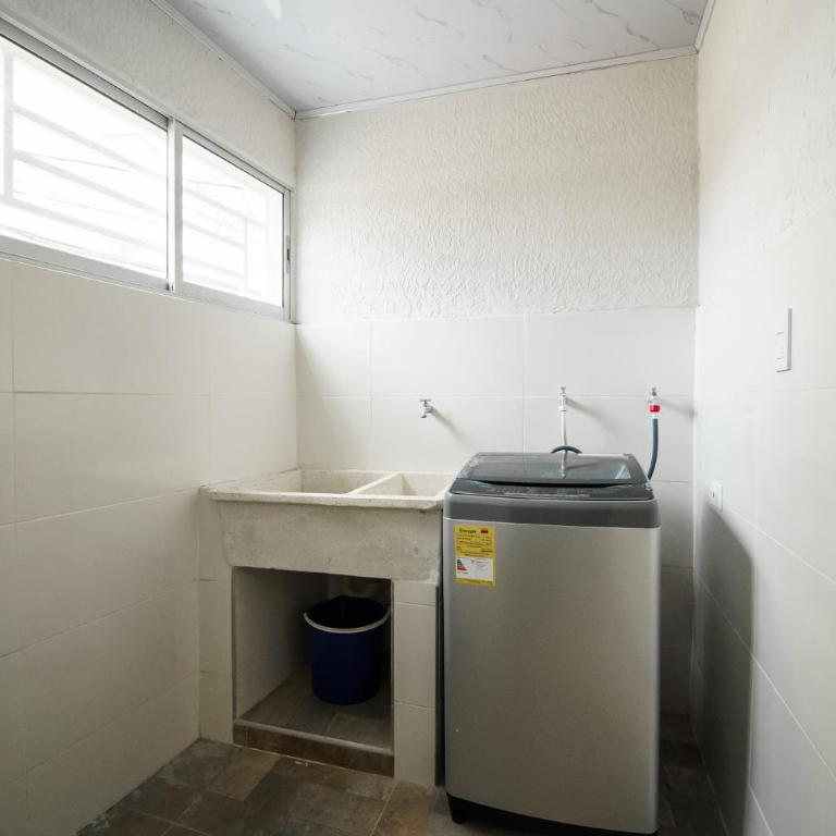 Apartamentos cerca al mar Rodadero VIlla Dely - Apartamento de 3 dormitorios - 6
