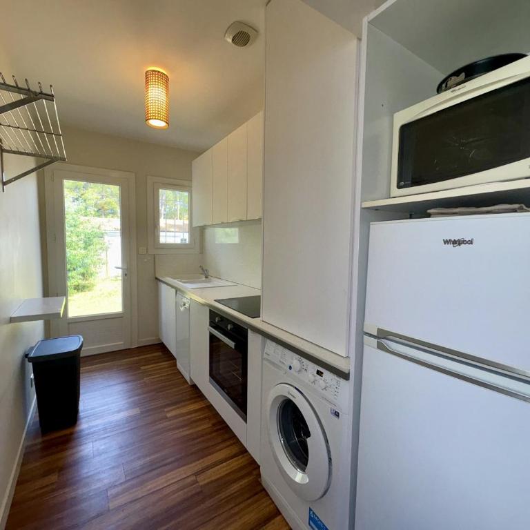 Maison 3 Chambres avec Jardin et Wi-Fi à 10 min de la Plage, Quartier Calme, Animaux Acceptés - FR-1-323-370 - Casa Vacanze - 17