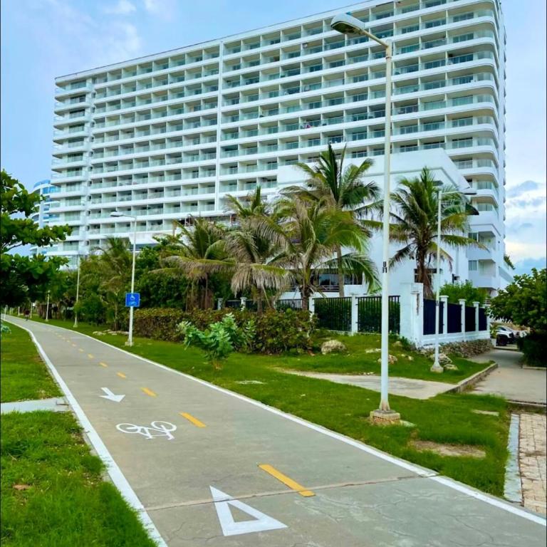Modern apartment near the airport - Studio - 34