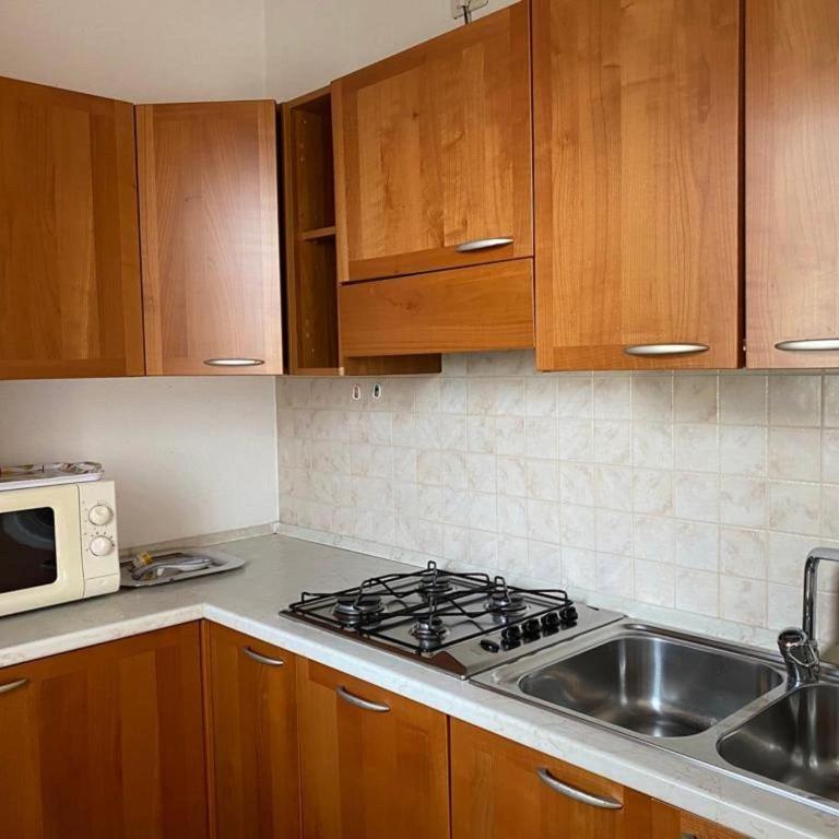 Apartment near Lake Garda with Pool - Appartamento con 1 Camera da Letto - 3