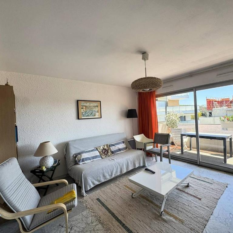 Charmant appartement avec parking et A/C proche plage - FR-1-100-357 - Apartment - 4