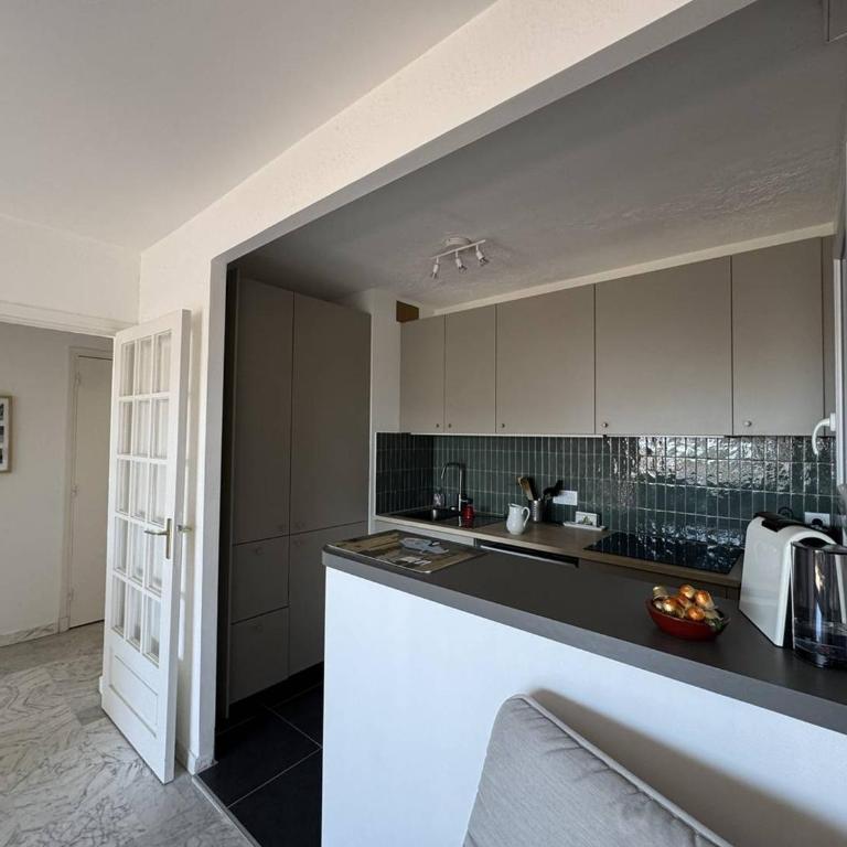 Charmant appartement avec parking et A/C proche plage - FR-1-100-357 - Apartment - 9