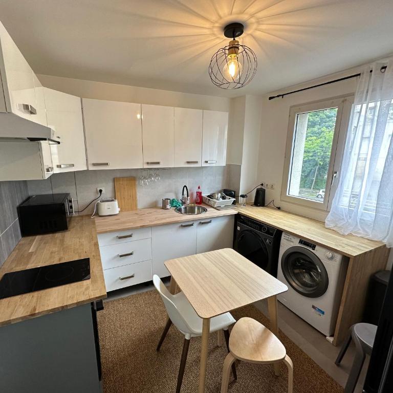 Elegant 2 Bedroom Apartment with Free Parking Paris St-Denis by Immo Kit BNB - Appartement 2 Chambres - 30