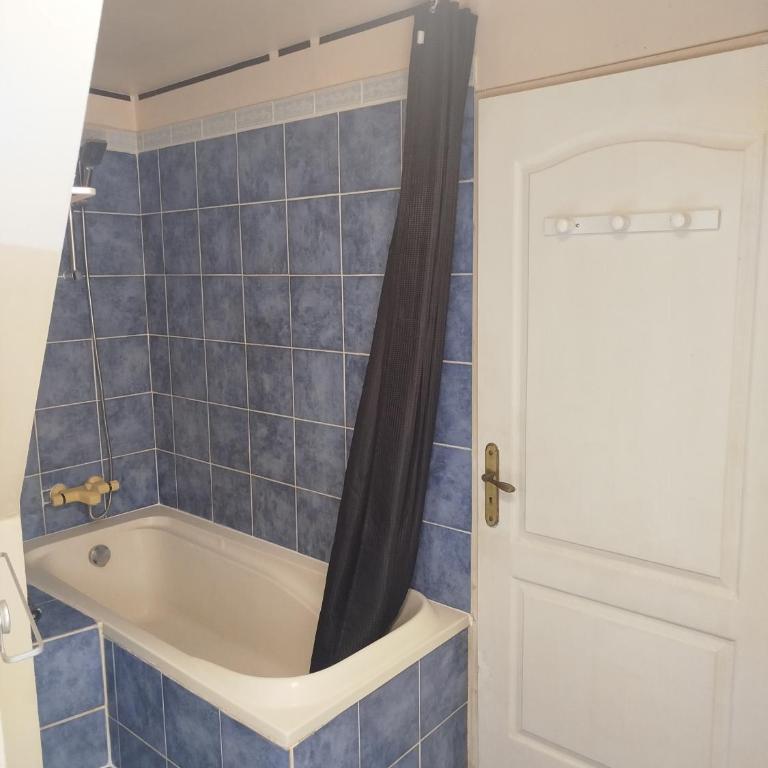 Appartement T3 2 chambres plein centre ville - Appartement 2 Chambres - 6