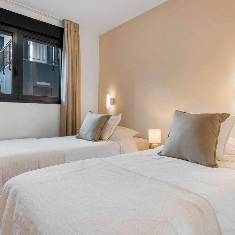 Casa Oasis Estepona Garden & BBQ - Three-Bedroom Apartment - 17