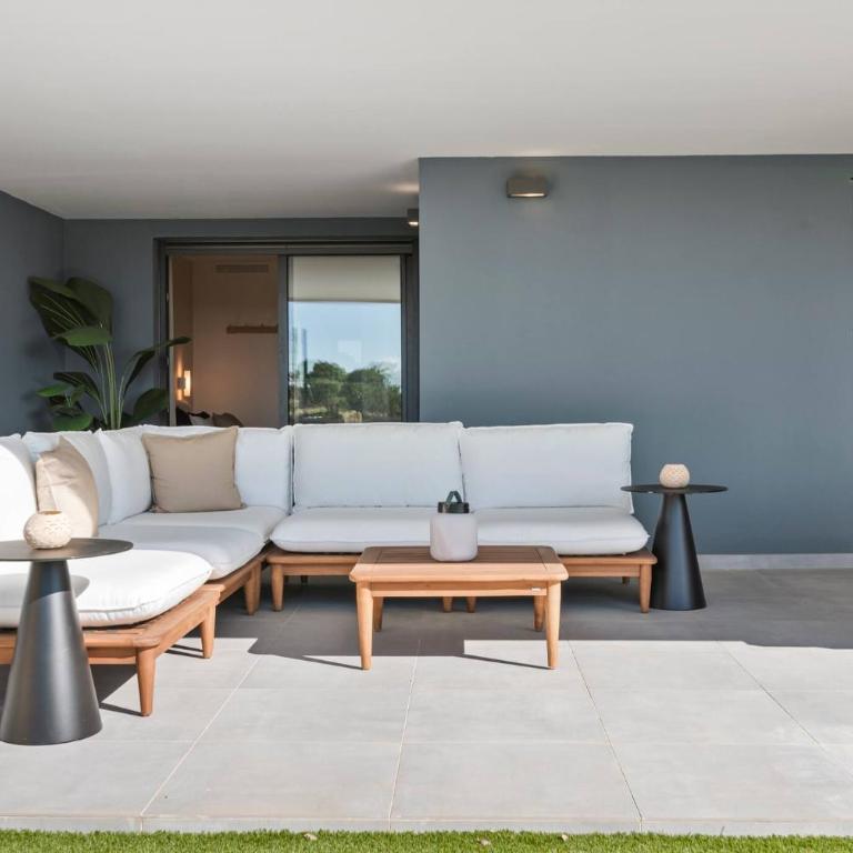 Casa Oasis Estepona Garden & BBQ - Three-Bedroom Apartment - 19