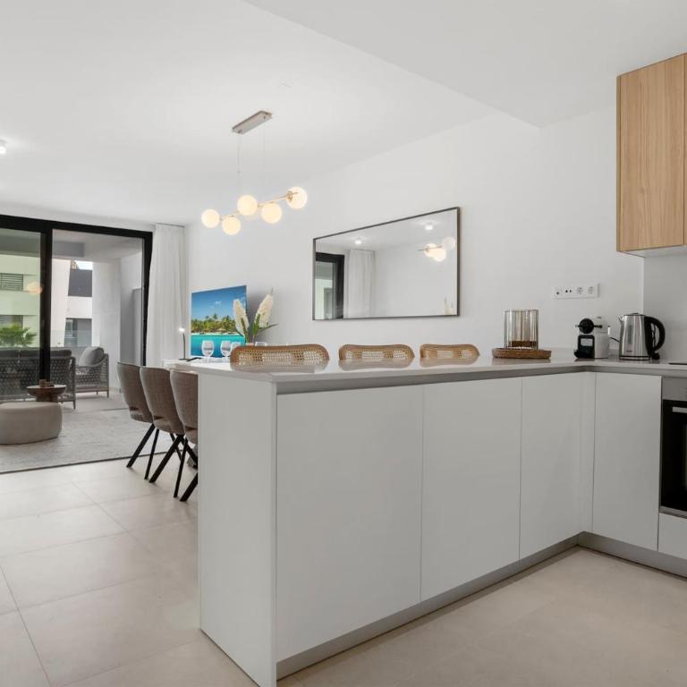 Casa Vanian Gardens - Two-Bedroom Apartment - 14