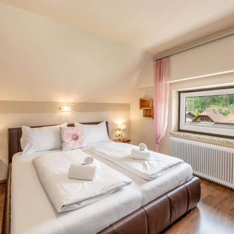 apartHAUS - by myNests - Apartment mit 3 Schlafzimmern - 5