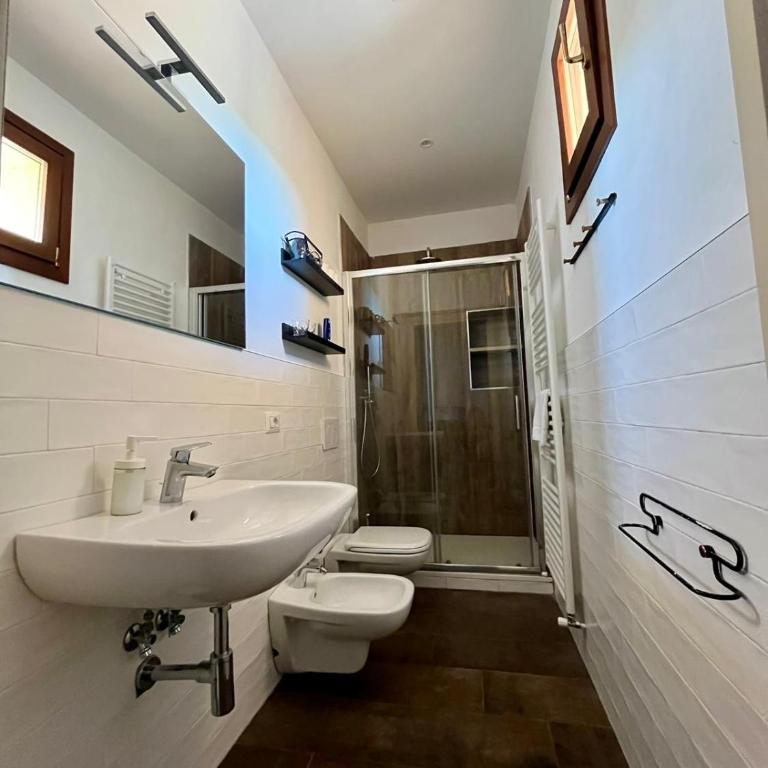 Le Castellacce - Camera Matrimoniale con Bagno Privato - 1