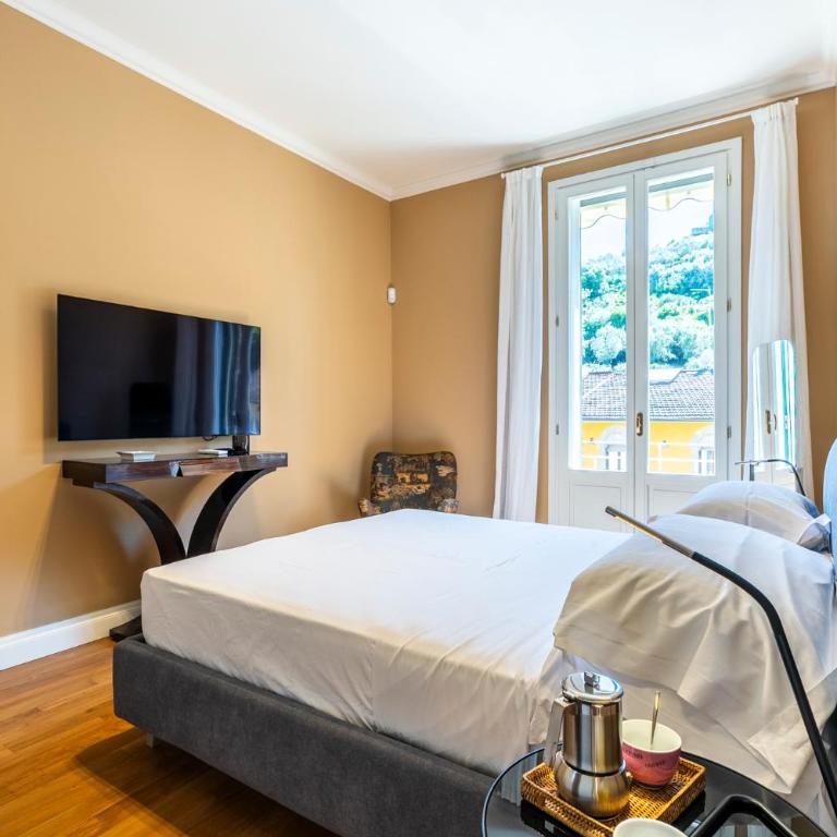 Burchiello Chic Stay-With Green View In Quiet Florence - Appartamento con 2 Camere da Letto e Terrazza - 3