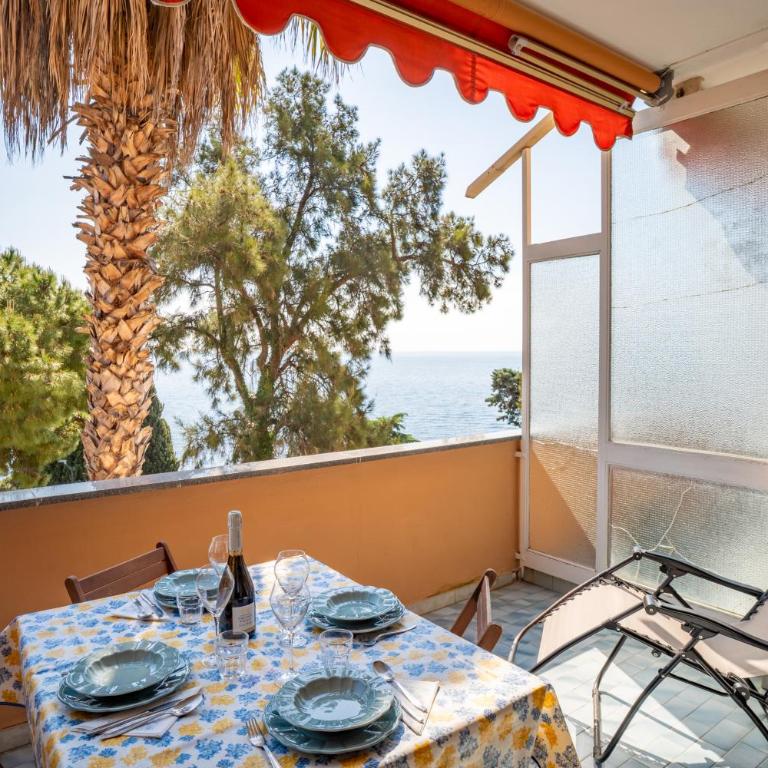 GuestHost - Bright Seaview Apartment in Sanremo - Appartamento con 1 Camera da Letto - 1