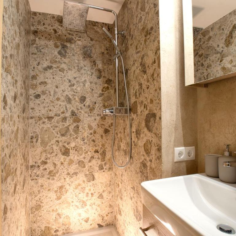 Apartment MarLen - Deluxe Studio mit Kingsize-Bett - 12