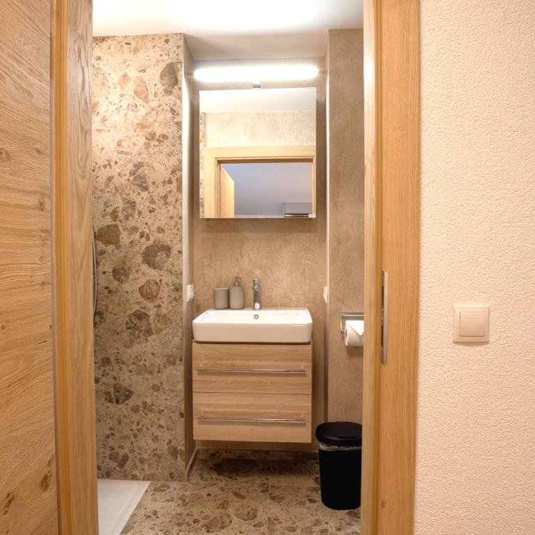 Apartment MarLen - Deluxe Studio mit Kingsize-Bett - 11