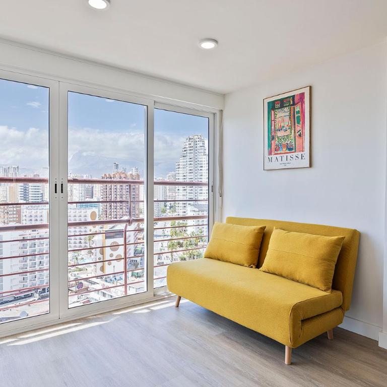 MUCHO GUSTO Coblanca 3 - Three-Bedroom Apartment with Sea View - 22