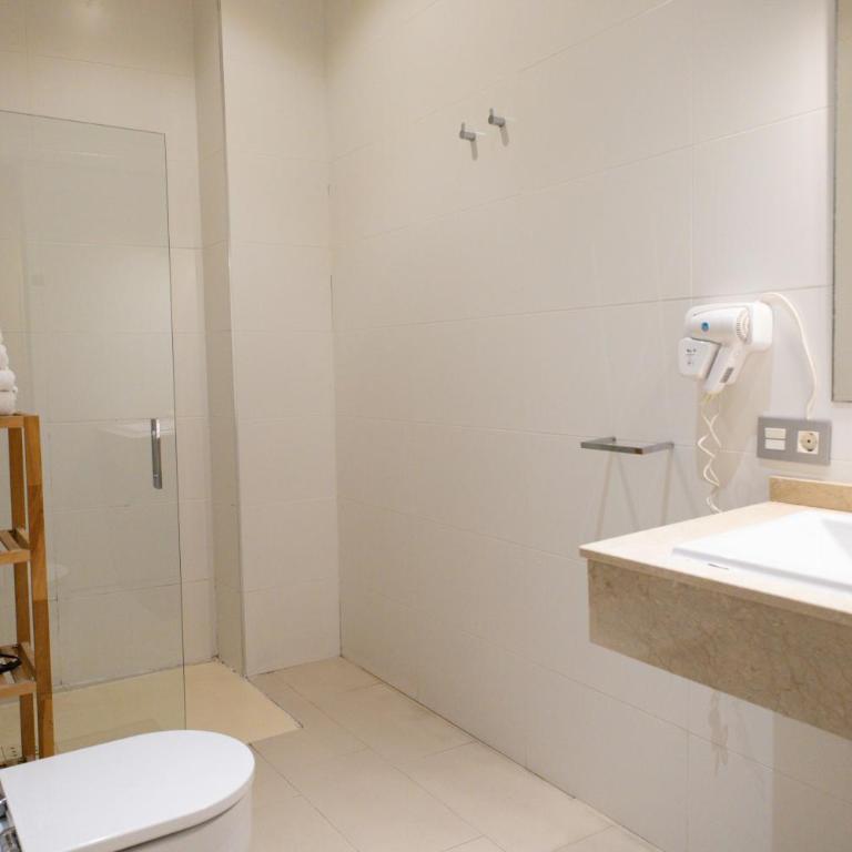 Guzman El Bueno Suites - Apartamento de 1 dormitorio con patio privado - 21