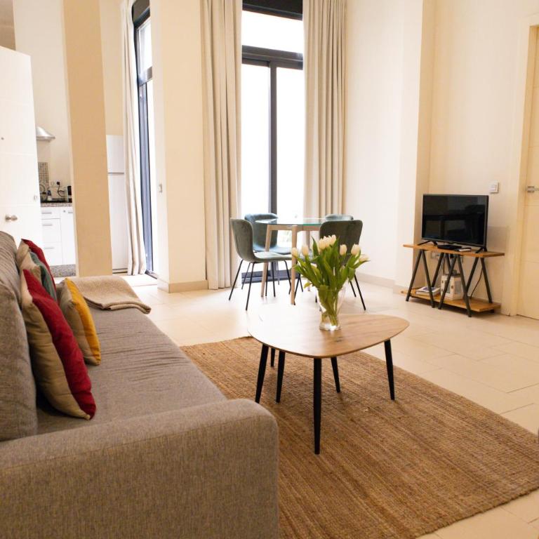 Guzman El Bueno Suites - Apartamento de 1 dormitorio con patio privado - 35